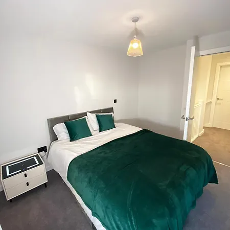 Apartment New 2 Floor Duplex With Pool Table & Sky Terrace